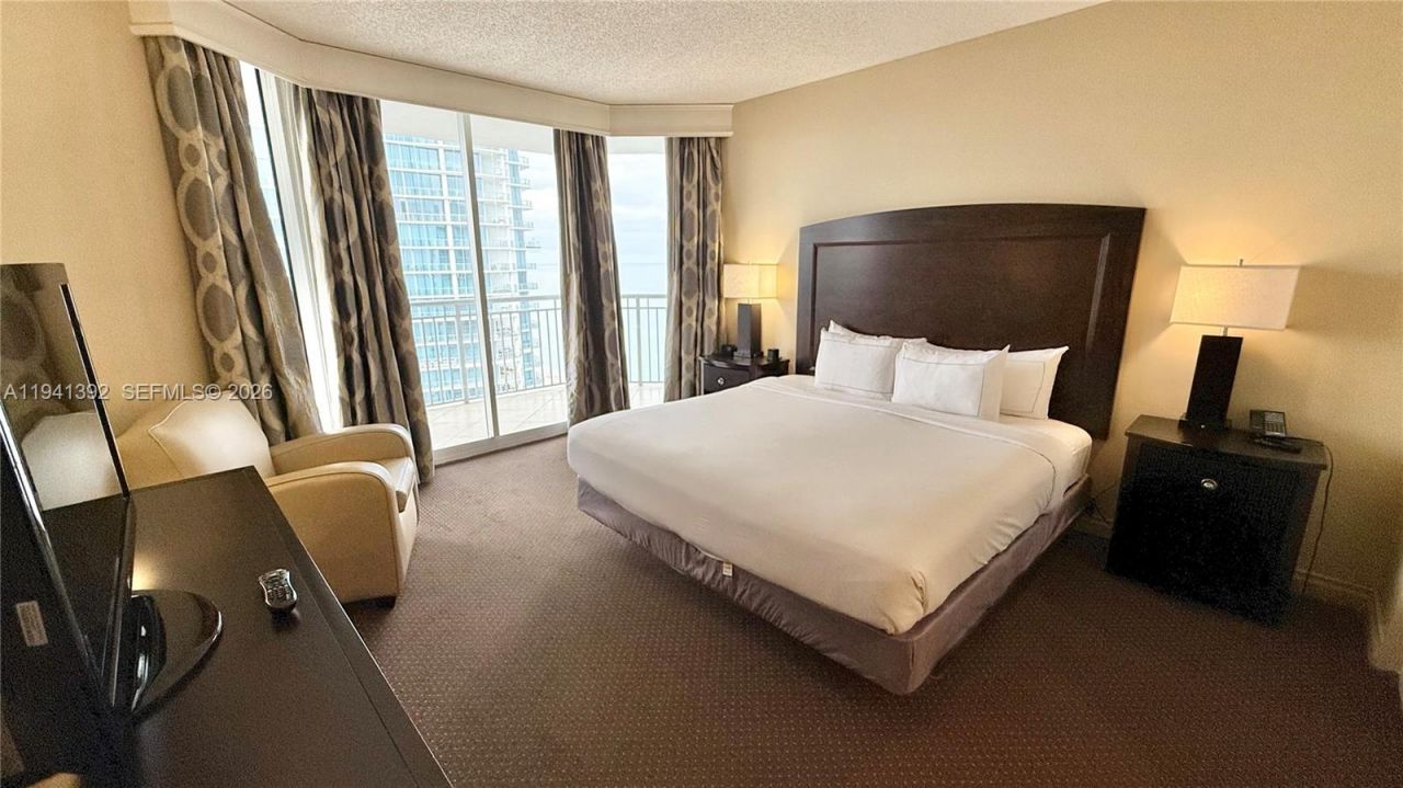 17375 Collins Ave , Unit 2406, Sunny Isles Beach, FL 33160 Photo