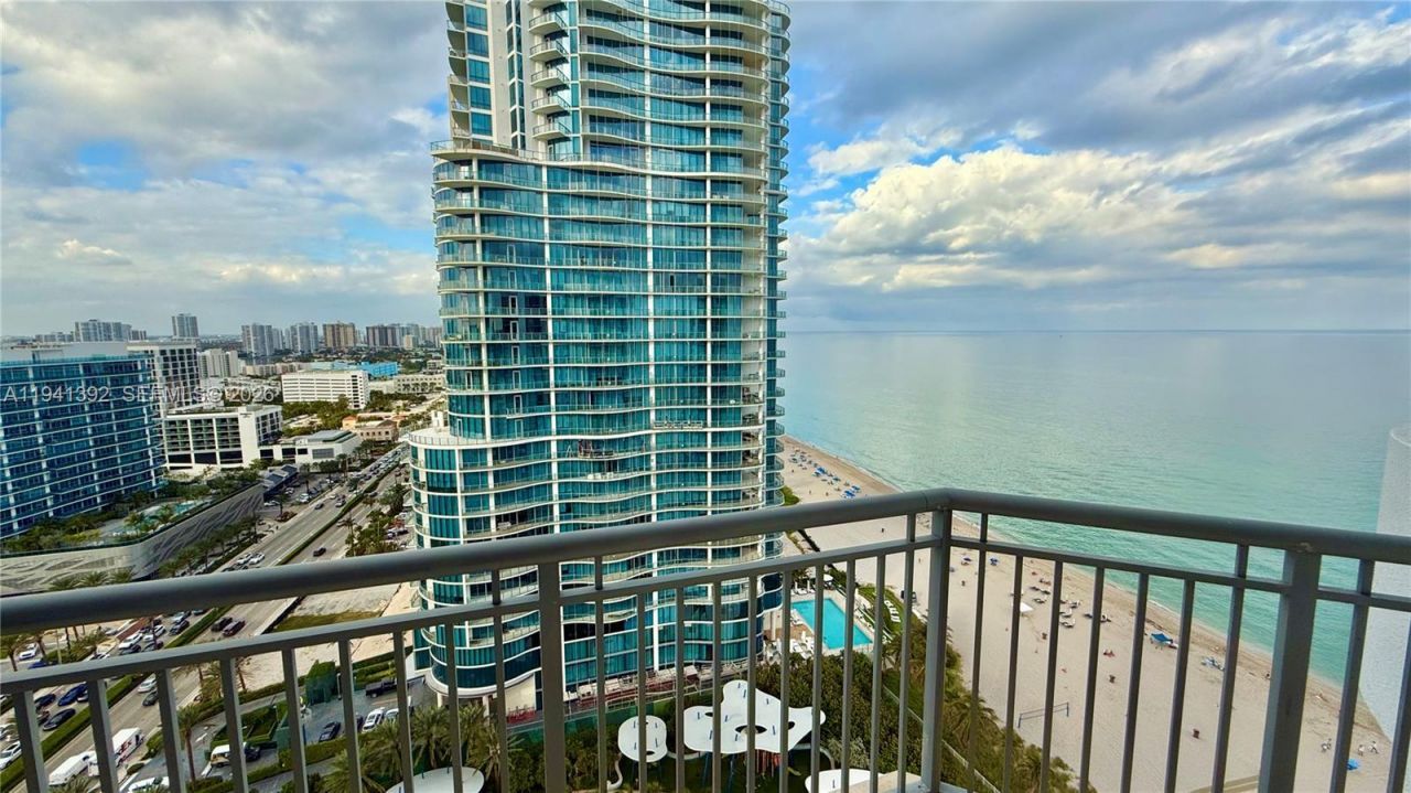 17375 Collins Ave , Unit 2406, Sunny Isles Beach, FL 33160 Photo