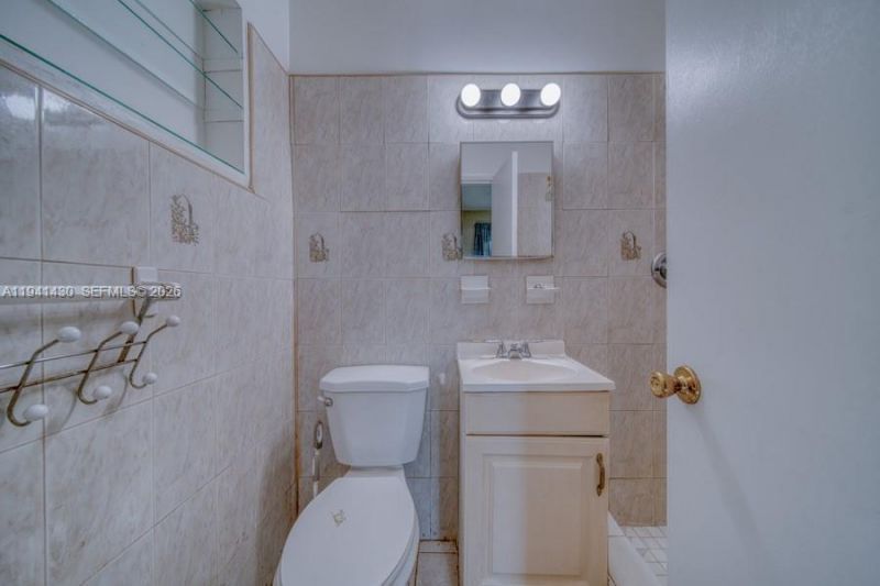 12220 NE Miami Pl, North Miami, FL 33161 Photo