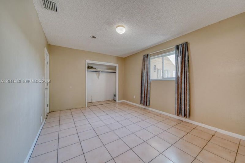 12220 NE Miami Pl, North Miami, FL 33161 Photo