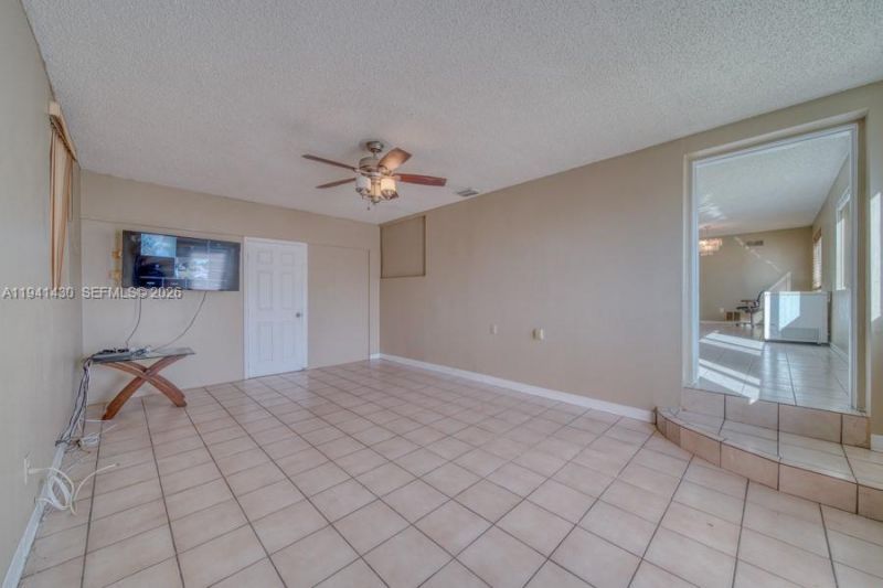 12220 NE Miami Pl, North Miami, FL 33161 Photo