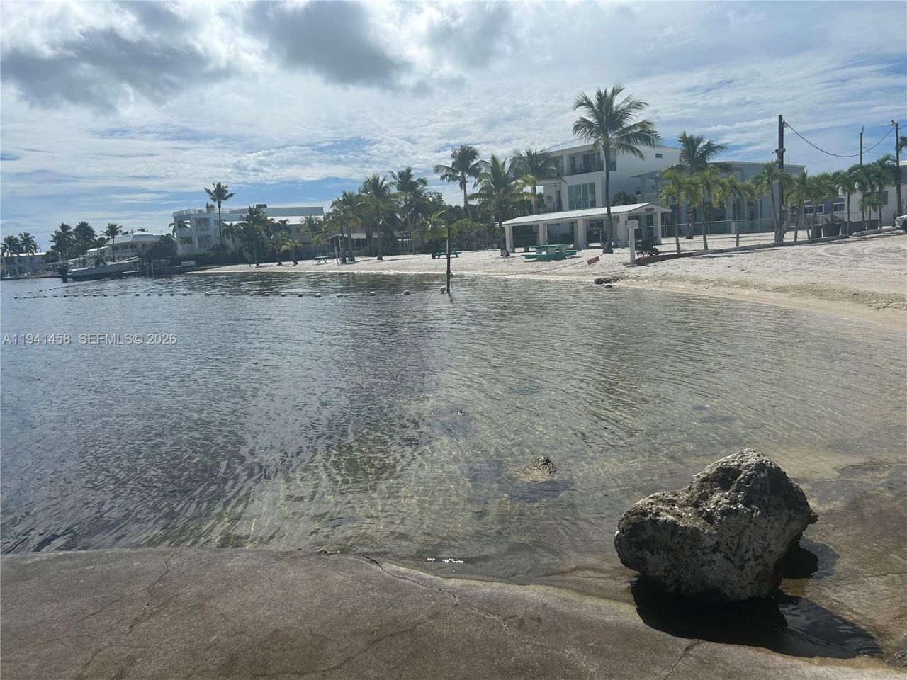 186 W Avenue A, Key Largo, FL 33037 Photo