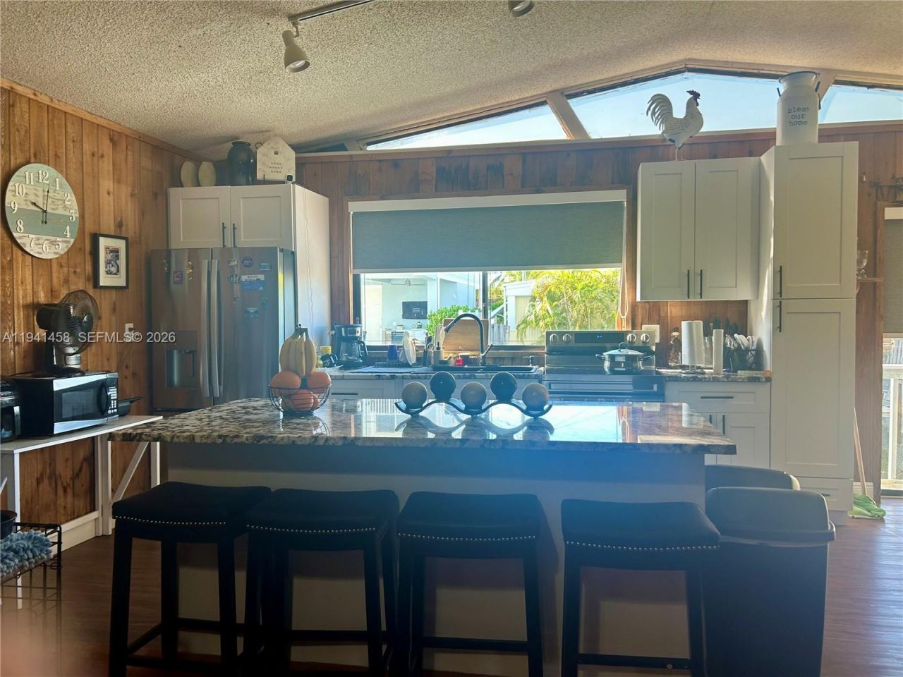 186 W Avenue A, Key Largo, FL 33037 Photo