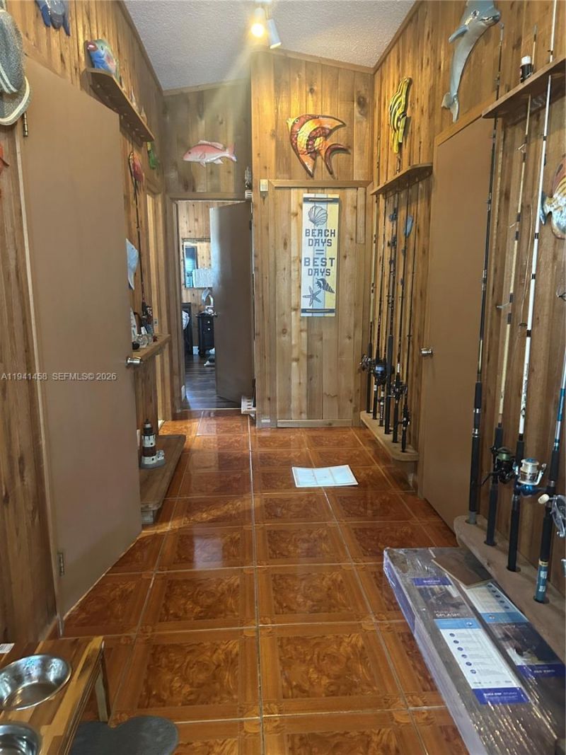 186 W Avenue A, Key Largo, FL 33037 Photo