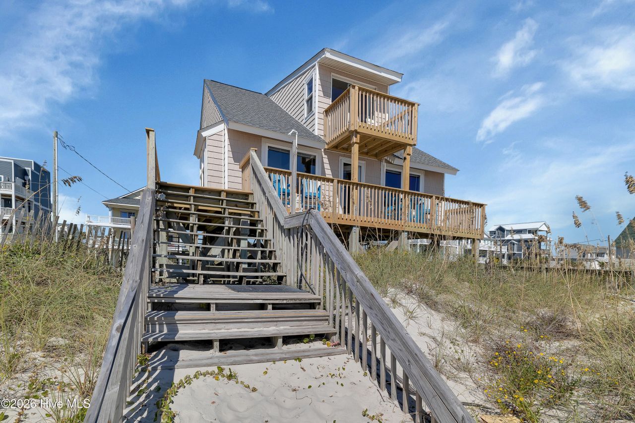 194 Topsail Road, North Topsail Beach, NC 28460 Main Photo