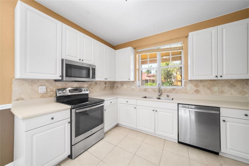 5772 NW 119th Drive, Coral Springs, FL 33076 Photo