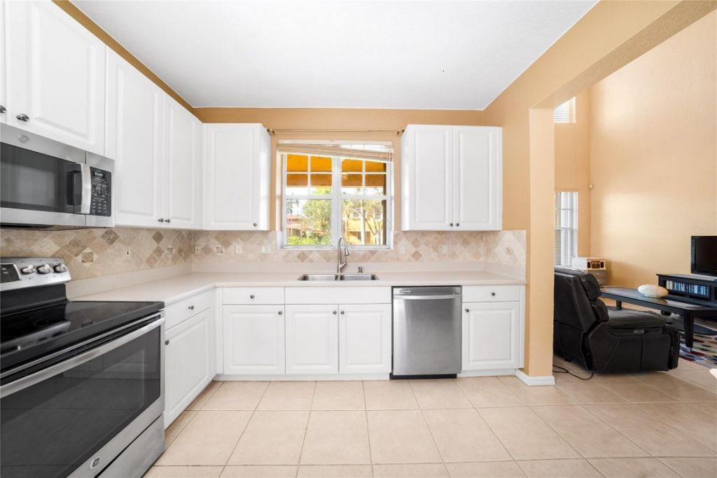 5772 NW 119th Drive, Coral Springs, FL 33076 Photo