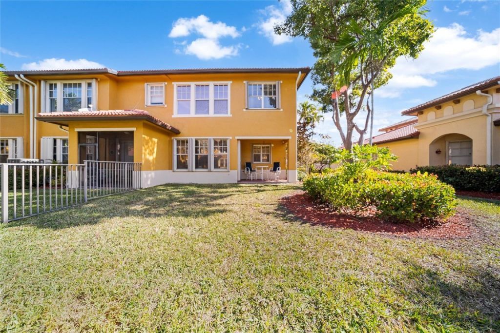 5772 NW 119th Drive, Coral Springs, FL 33076 Photo