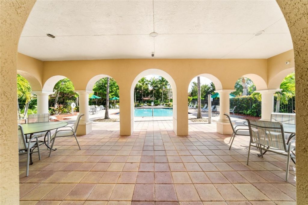 5772 NW 119th Drive, Coral Springs, FL 33076 Photo