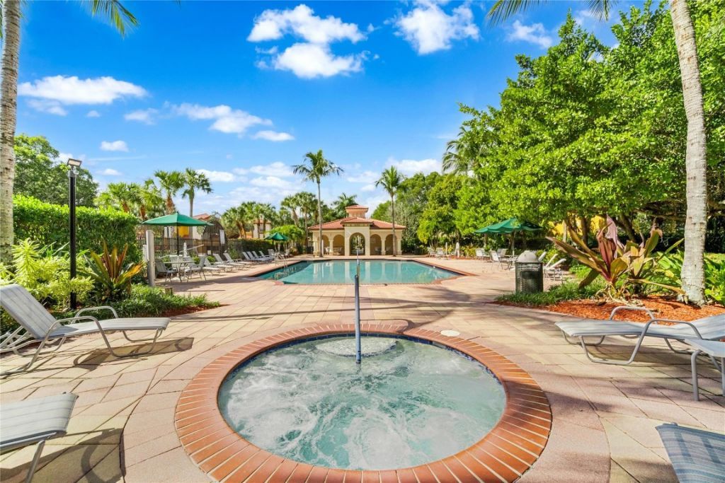 5772 NW 119th Drive, Coral Springs, FL 33076 Photo