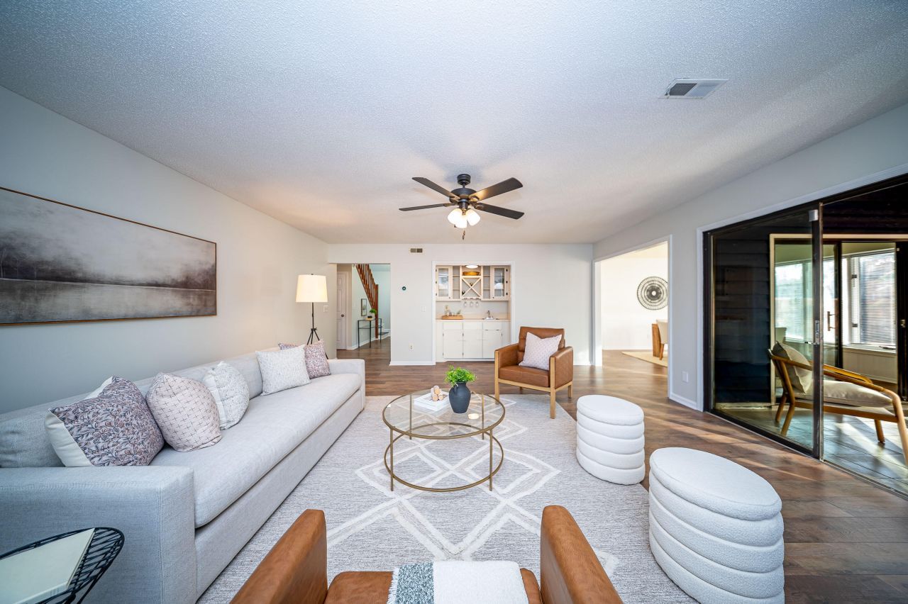 111 River Oak Lane Photo 14