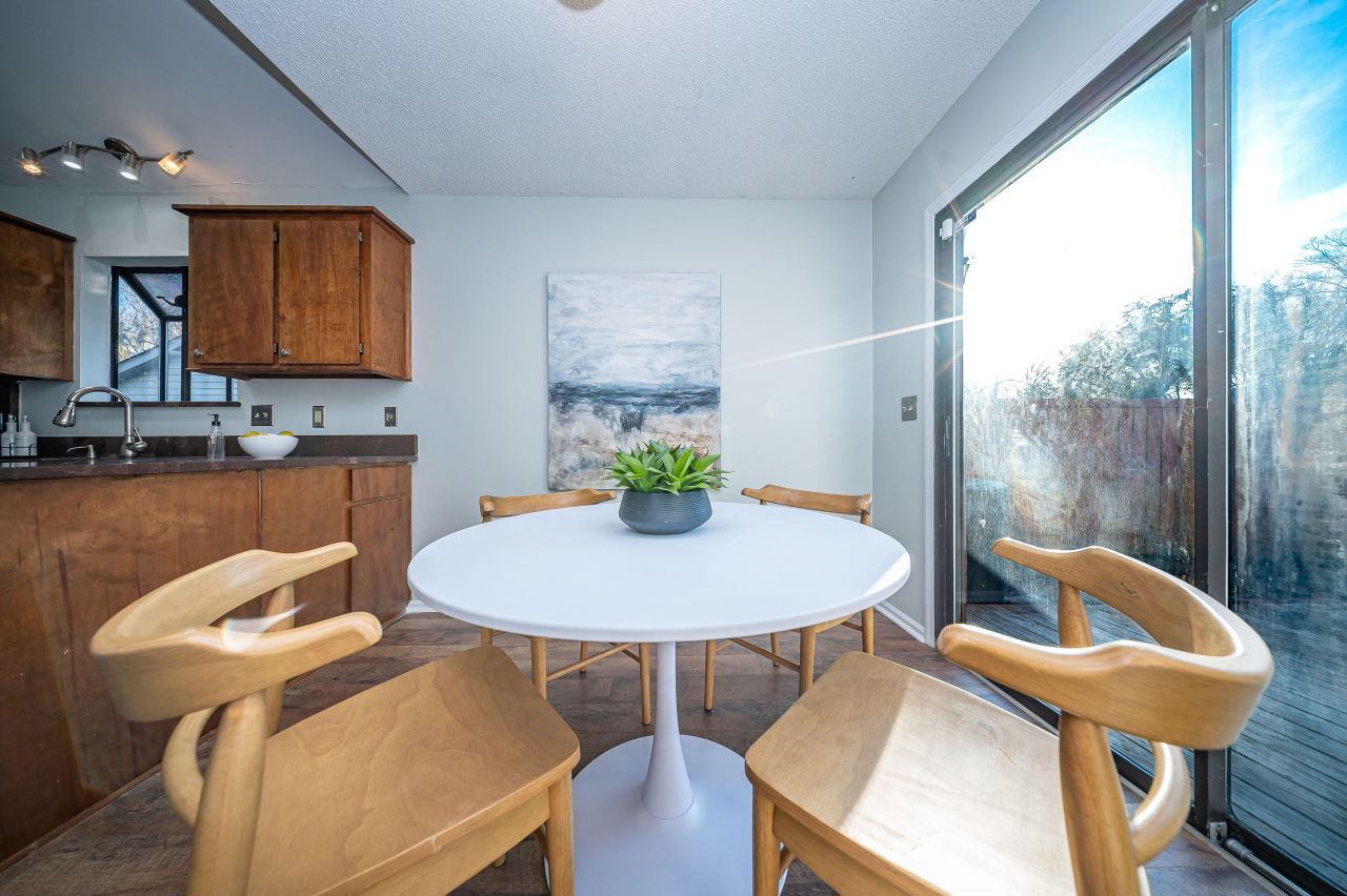 111 River Oak Lane Photo 34