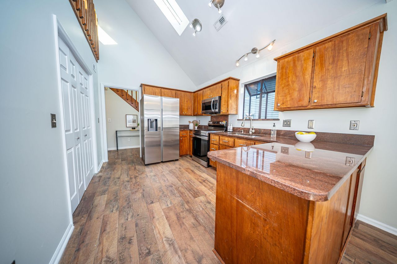 111 River Oak Lane Photo 37