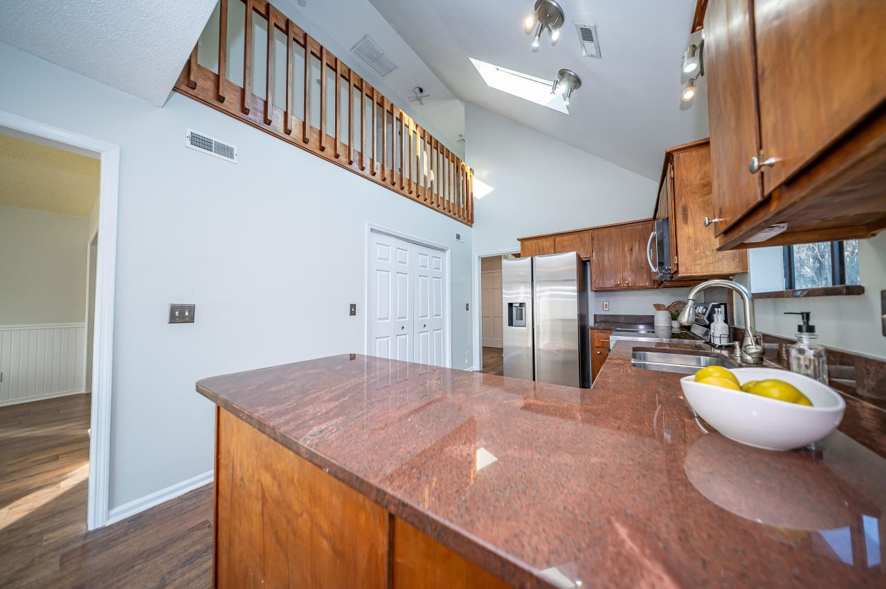 111 River Oak Lane Photo 38