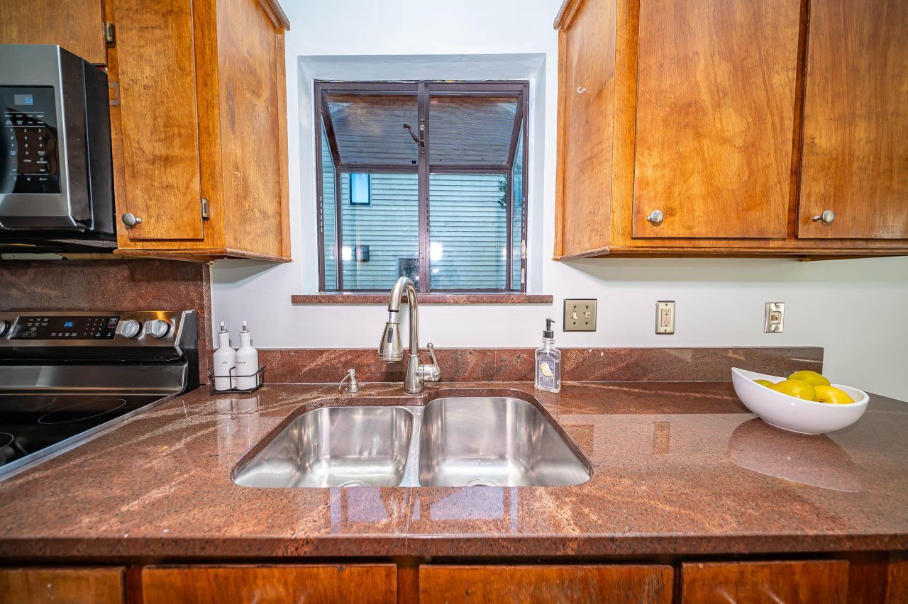 111 River Oak Lane Photo 40