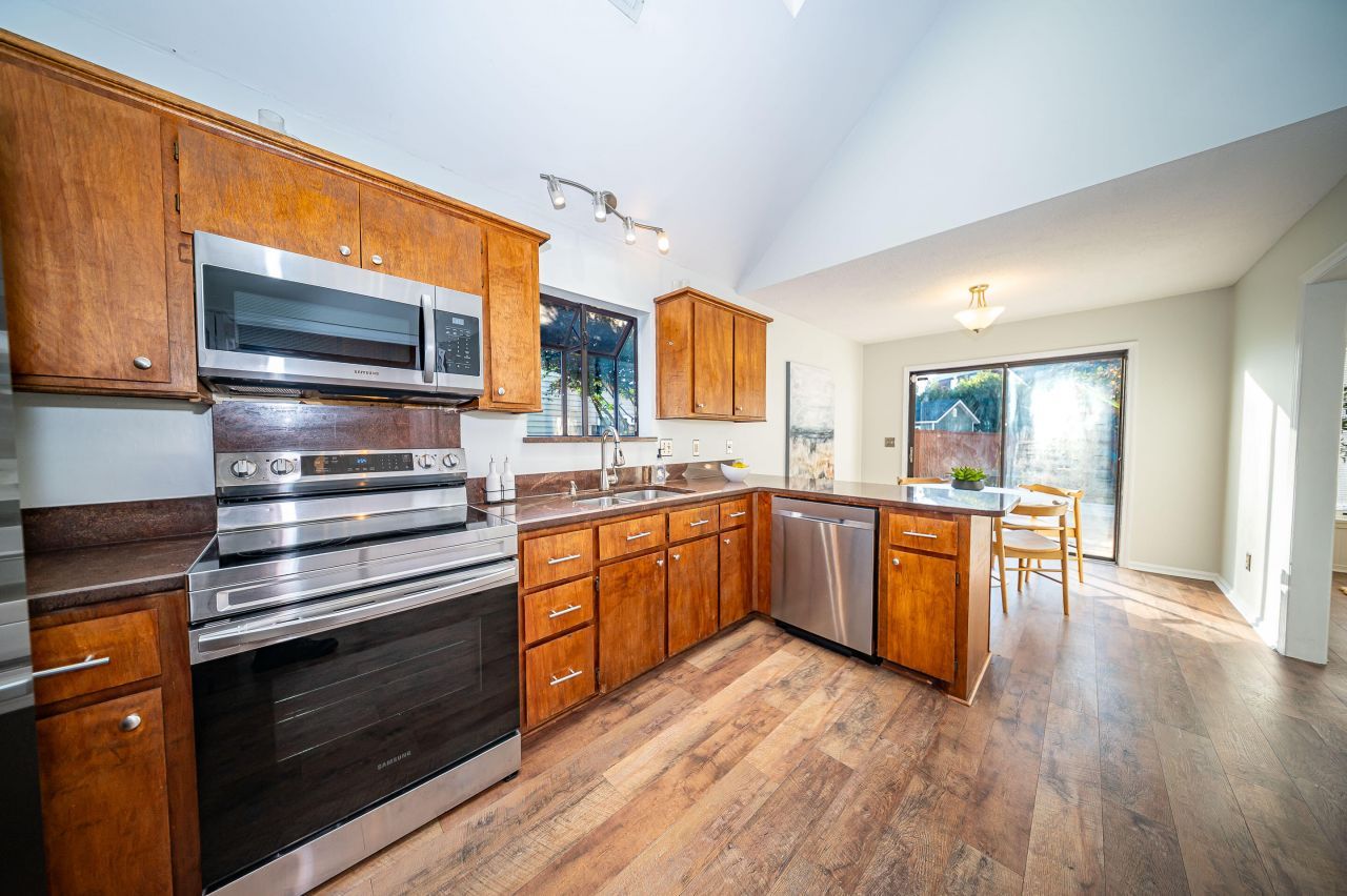 111 River Oak Lane Photo 42