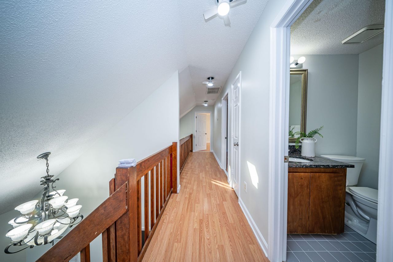 111 River Oak Lane Photo 46