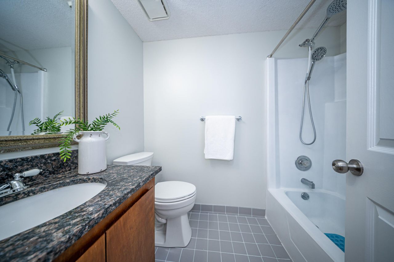 111 River Oak Lane Photo 59