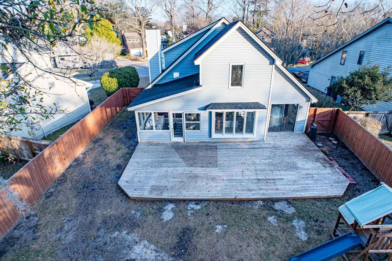 111 River Oak Lane Photo 8