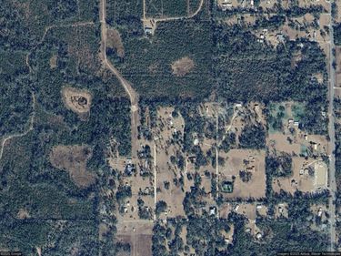 2000 MIXON ROAD, PERRY, FL 32348