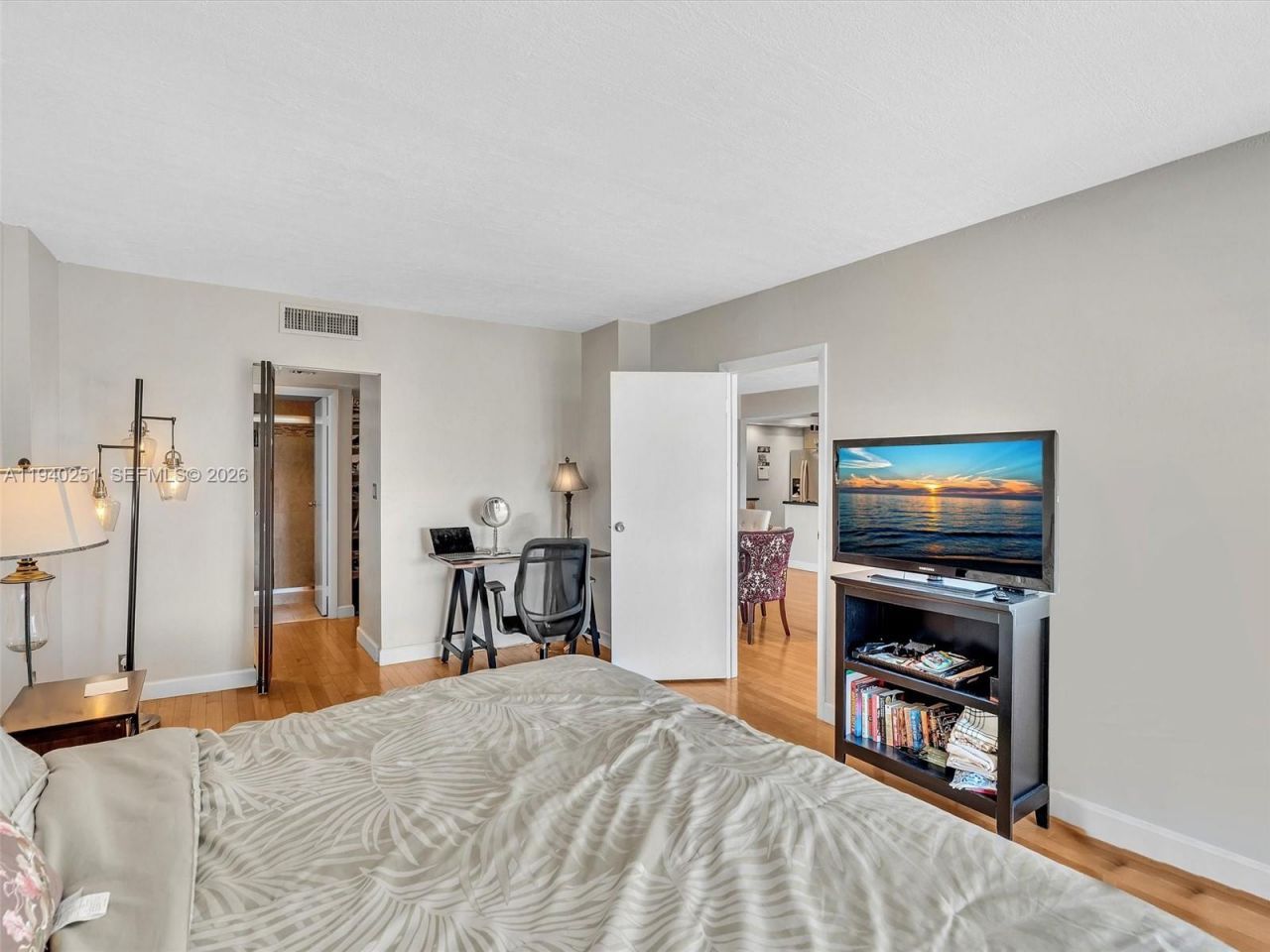 20379 W Country Club Dr , Unit 1138, Aventura, FL 33180 Photo