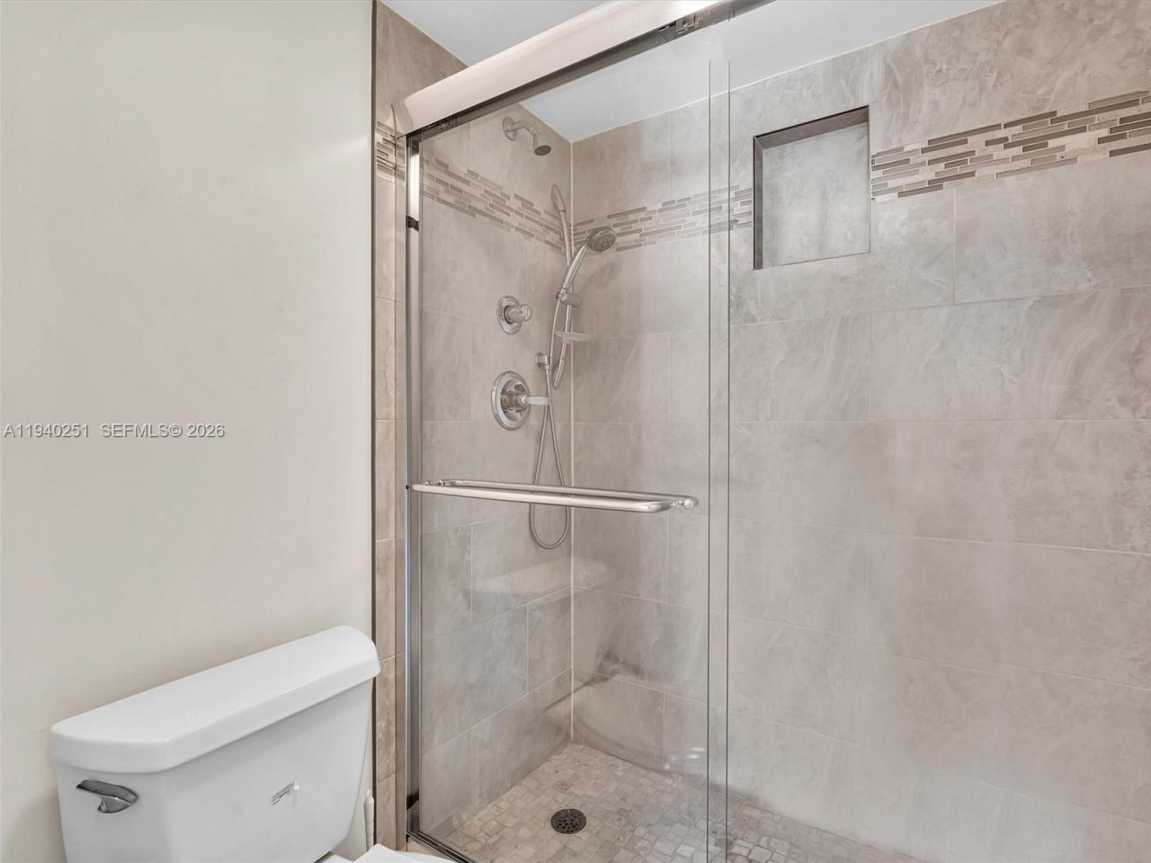 20379 W Country Club Dr , Unit 1138, Aventura, FL 33180 Photo