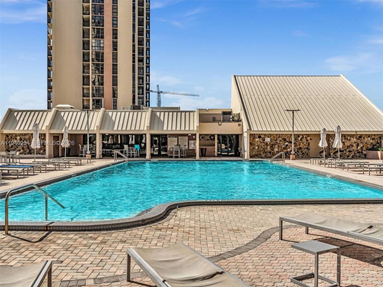 20379 W Country Club Dr , Unit 1138, Aventura, FL 33180 Photo