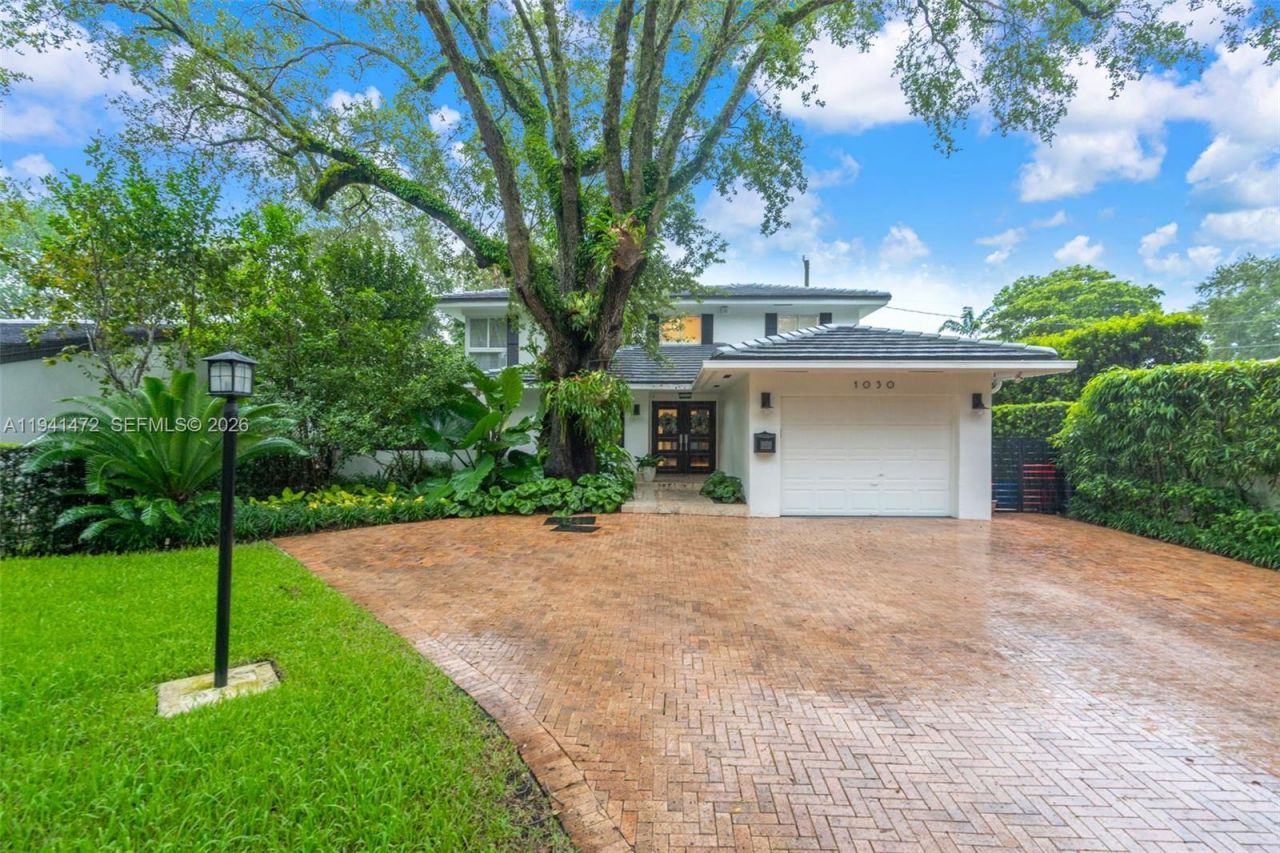 1030 Manati Ave, Coral Gables, FL 33146 Photo