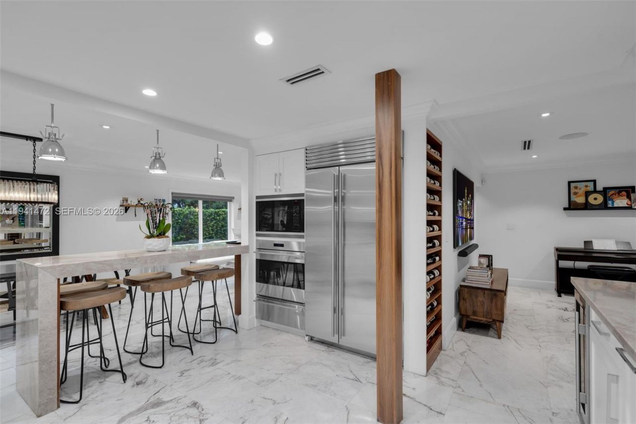 1030 Manati Ave, Coral Gables, FL 33146 Photo