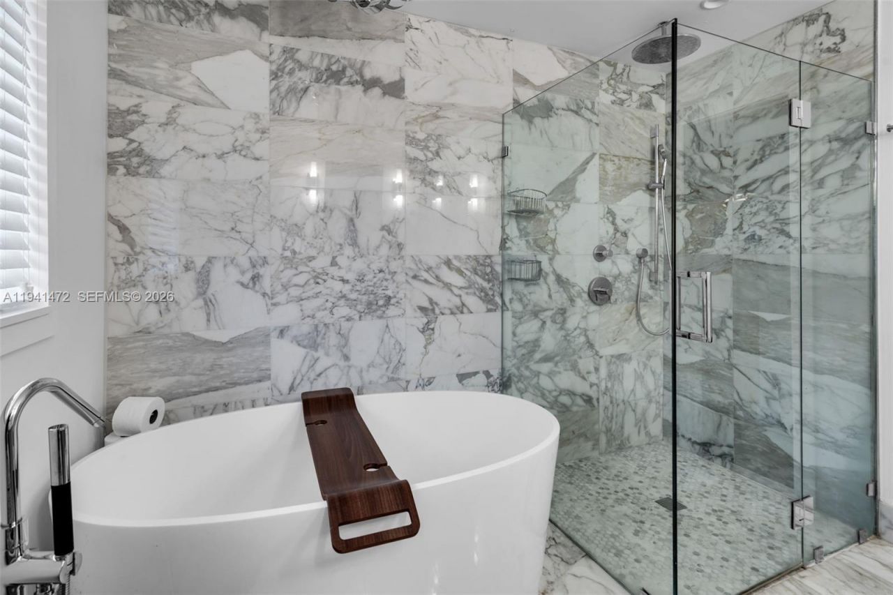 1030 Manati Ave, Coral Gables, FL 33146 Photo