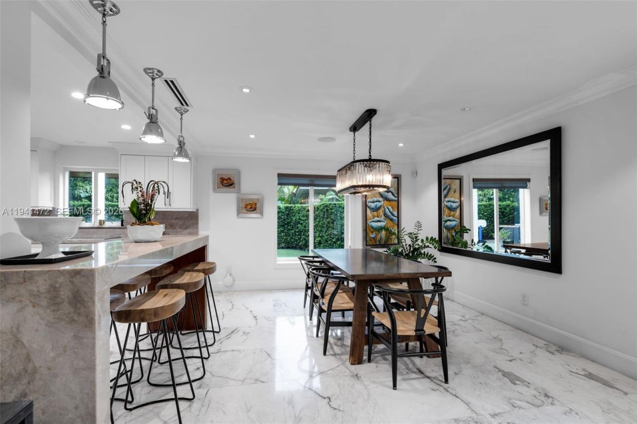 1030 Manati Ave, Coral Gables, FL 33146 Photo