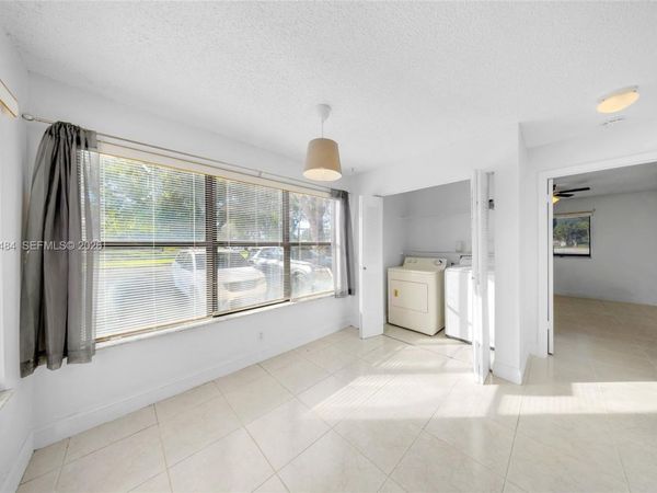 2986 S University Dr , Unit 8101, Davie, FL 33328