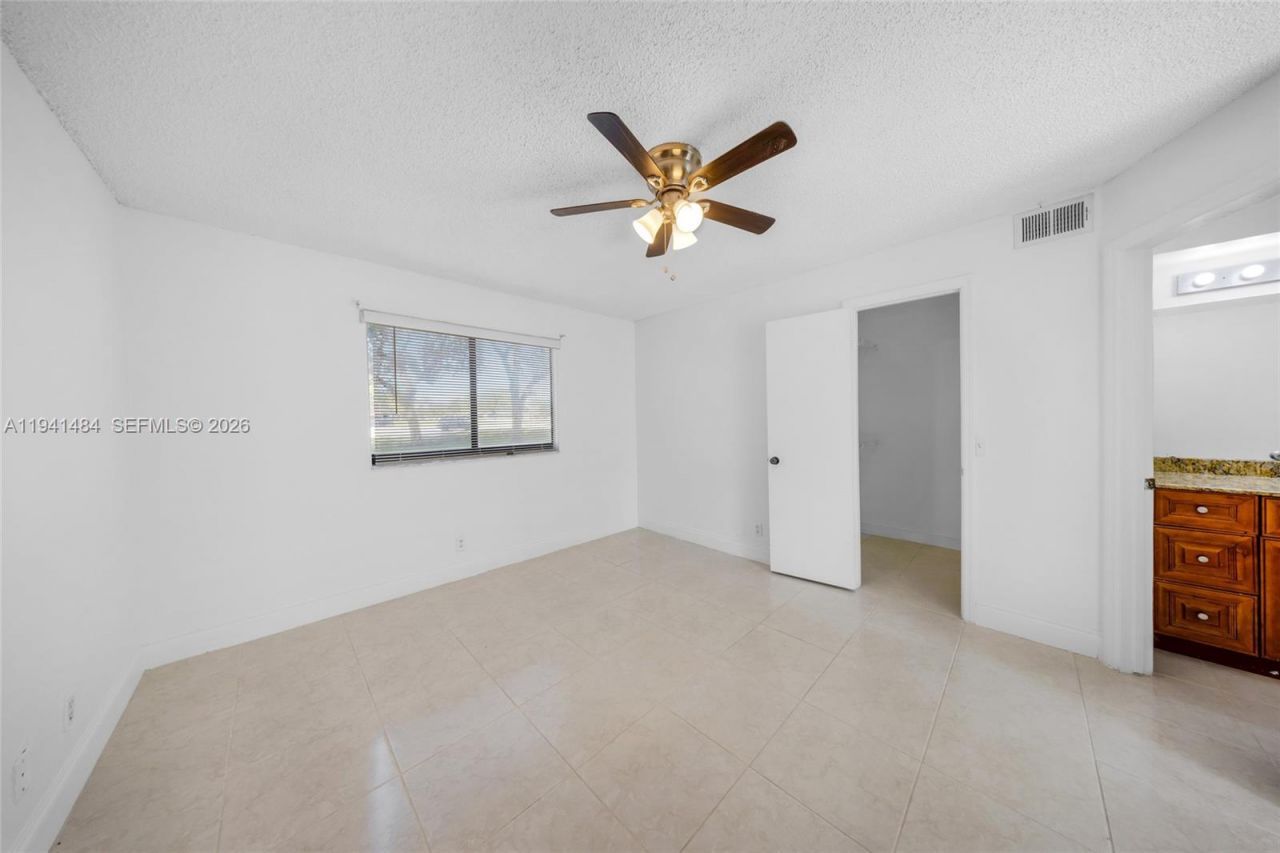 2986 S University Dr , Unit 8101, Davie, FL 33328 Photo