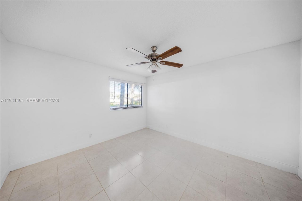 2986 S University Dr , Unit 8101, Davie, FL 33328 Photo