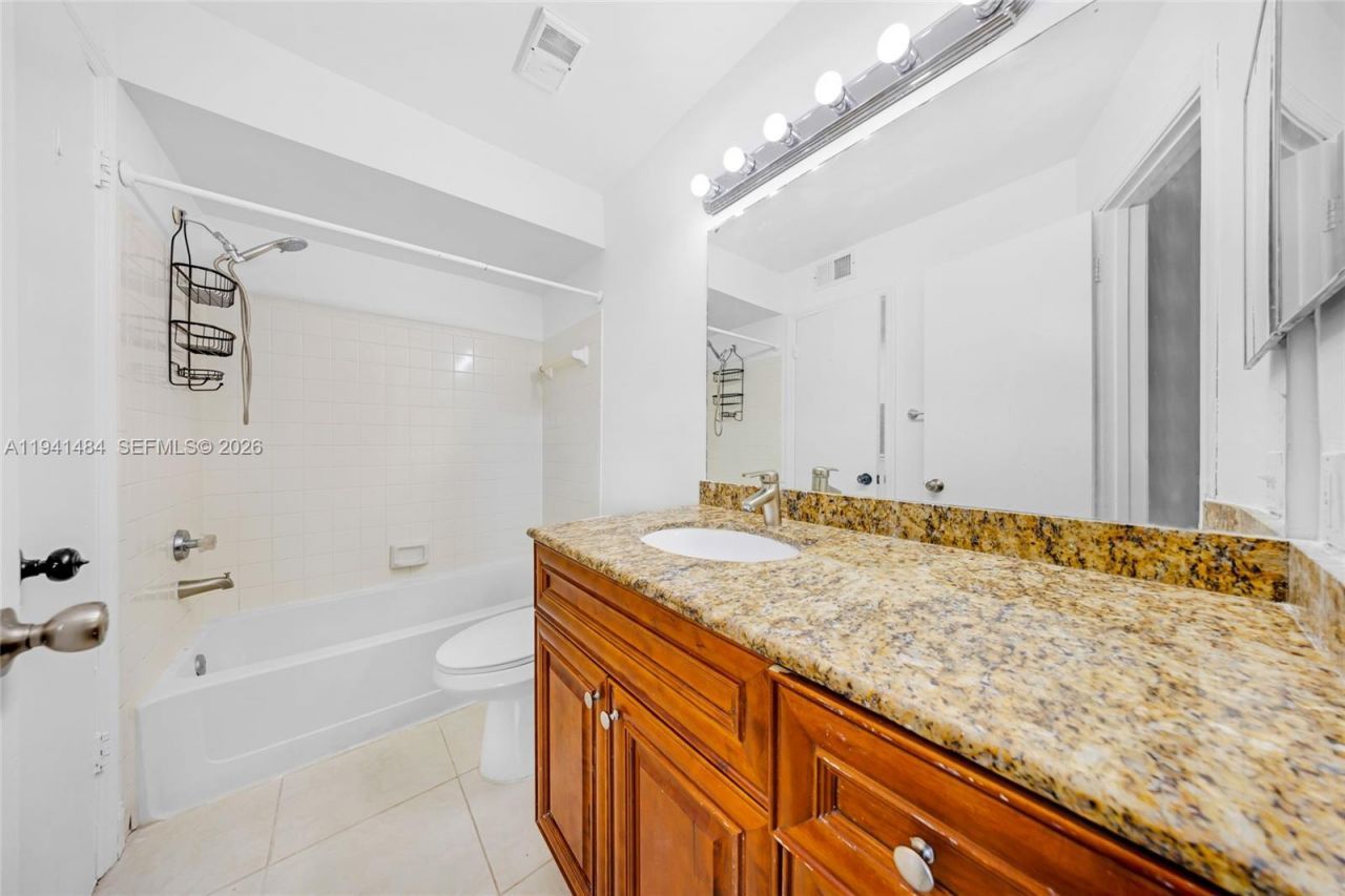 2986 S University Dr , Unit 8101, Davie, FL 33328 Photo