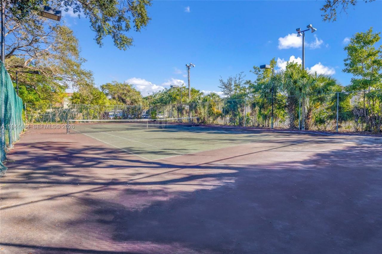 2986 S University Dr , Unit 8101, Davie, FL 33328 Photo