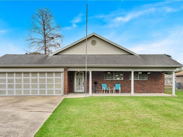 111 NU Street, Belle Chasse, LA 70037