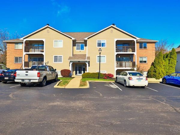 12181 Regency Run Court, Unit 5, Springfield Twp., OH 45240