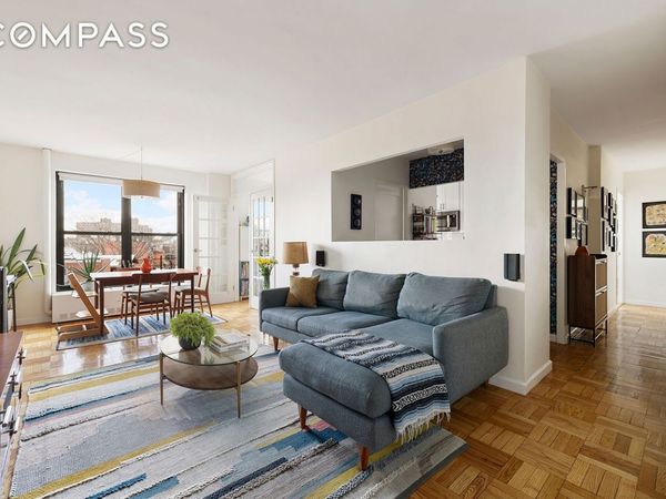 210 Clinton Avenue, Unit 8B, Brooklyn, NY 11205