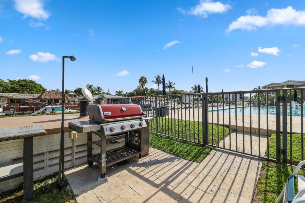 701 NE Harbour Terrace, Unit 103, Boca Raton, FL 33431 Photo