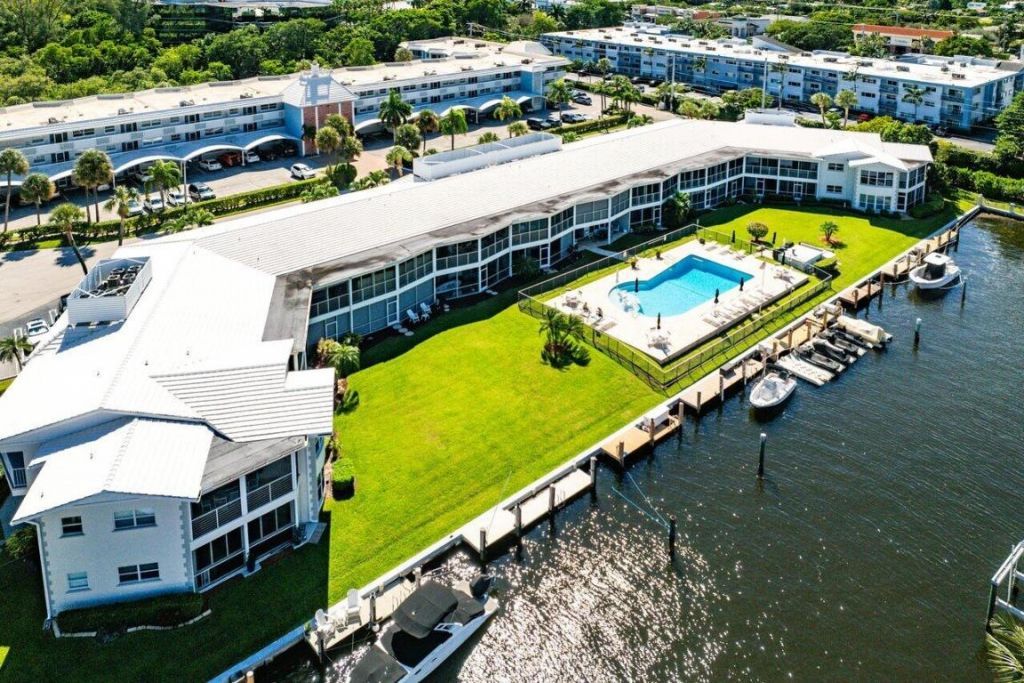 701 NE Harbour Terrace, Unit 103, Boca Raton, FL 33431 Photo
