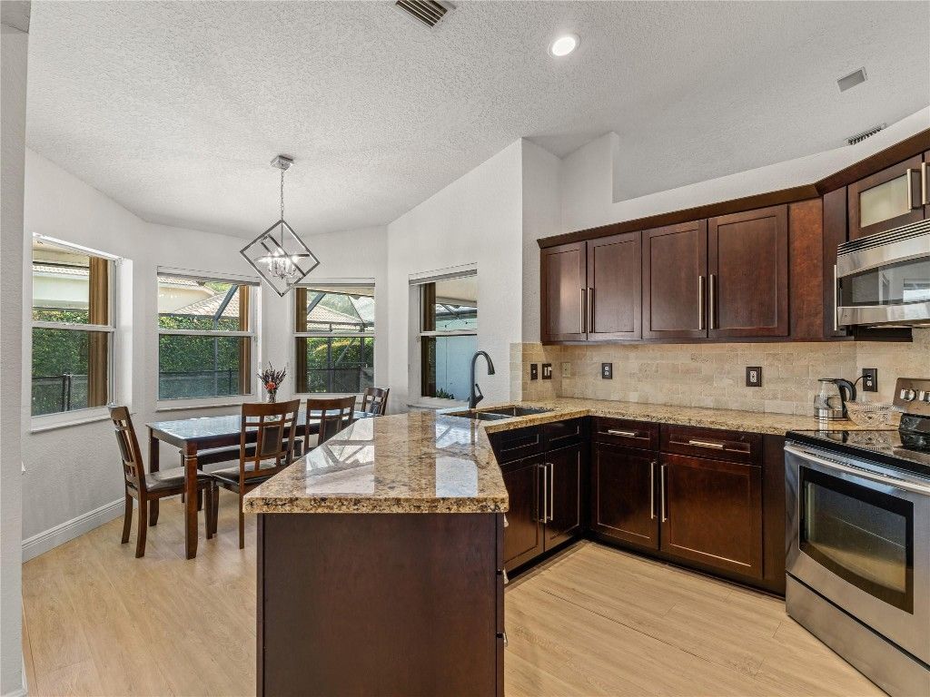 833 Heron Road, Weston, FL 33326 Photo