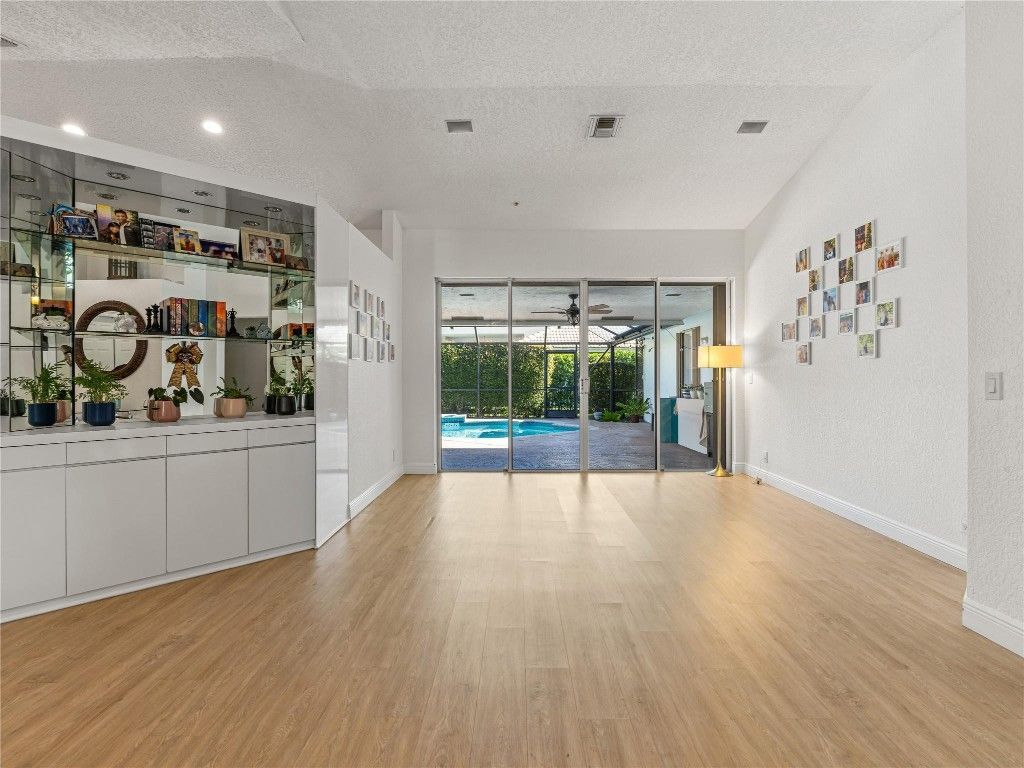 833 Heron Road, Weston, FL 33326 Photo