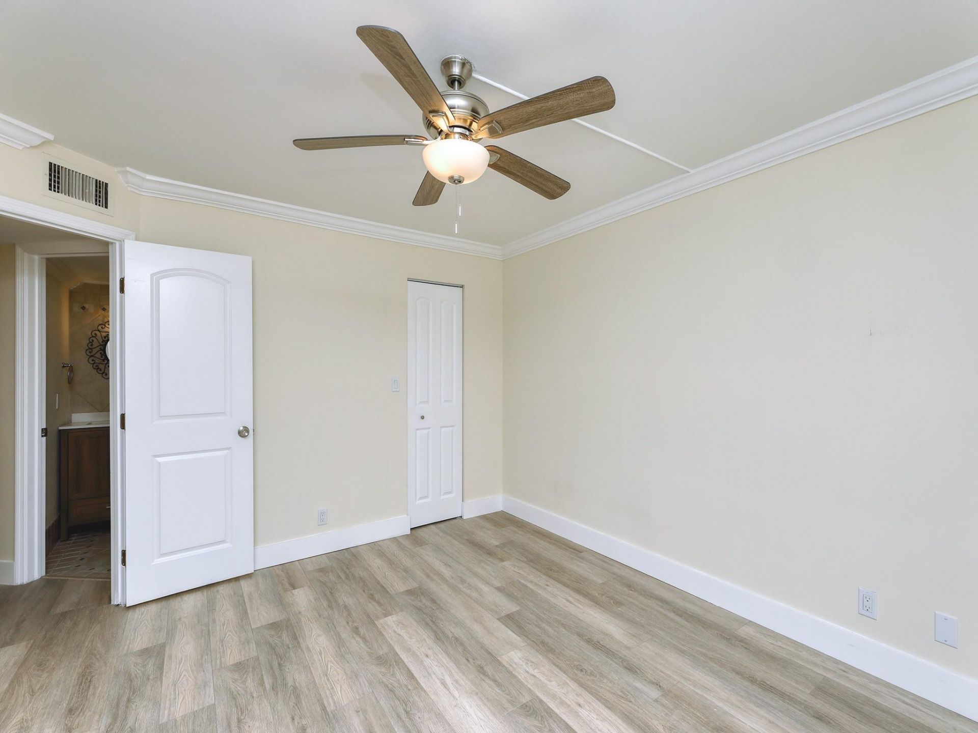 5300 NE 24th Terrace, Unit C108, Fort Lauderdale, FL 33308 Photo