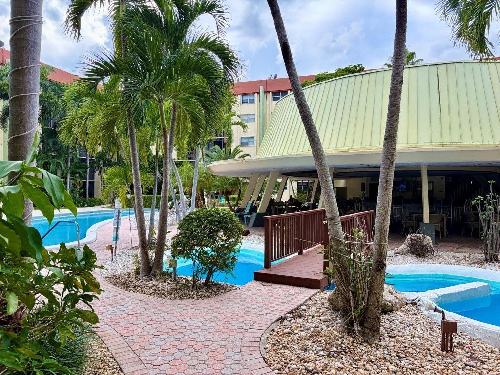 5300 NE 24th Terrace, Unit C108, Fort Lauderdale, FL 33308 Photo