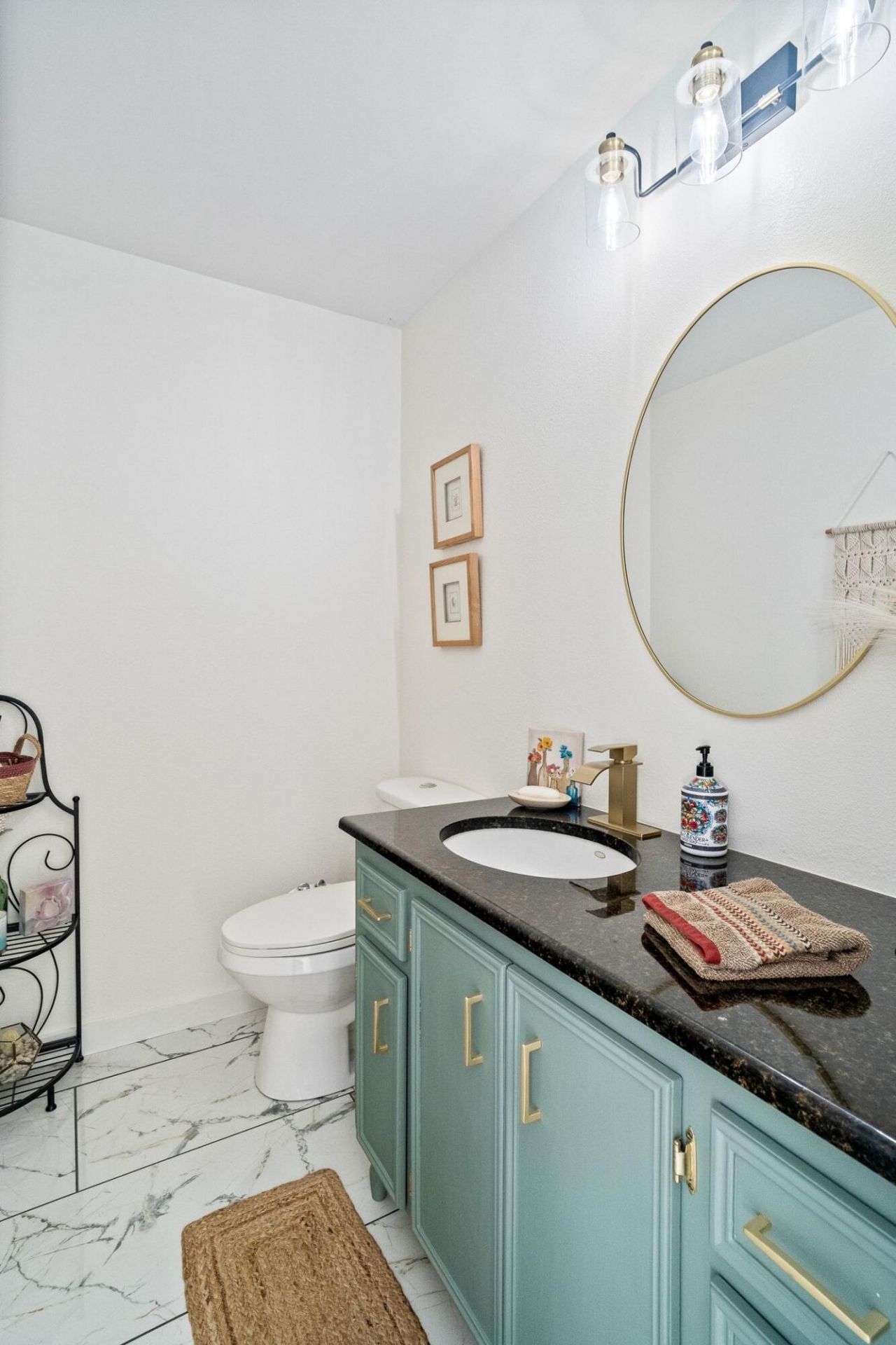 302 Santee Drive Photo 8