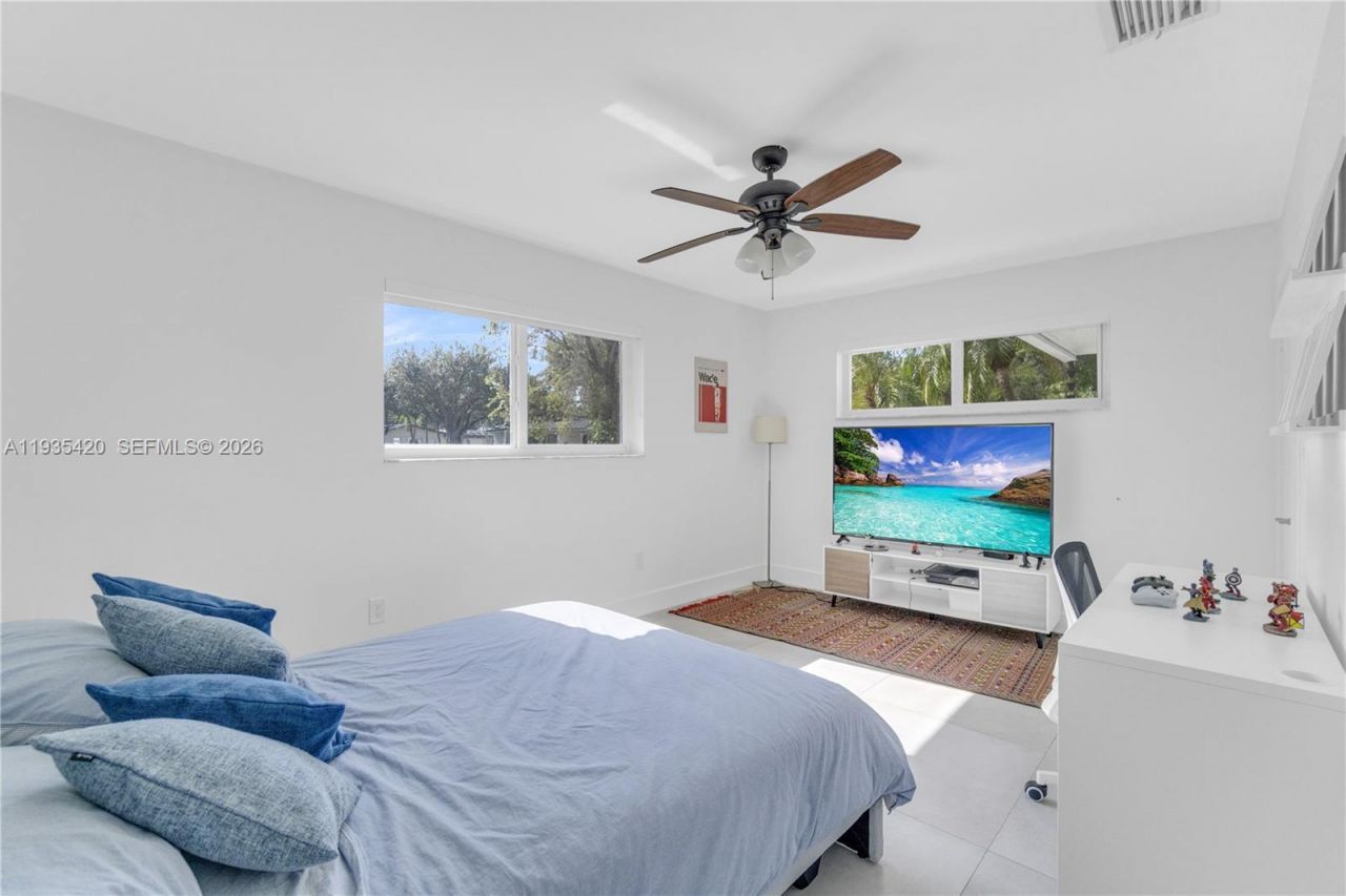 7465 SW 135th St , Pinecrest, FL 33156 Photo