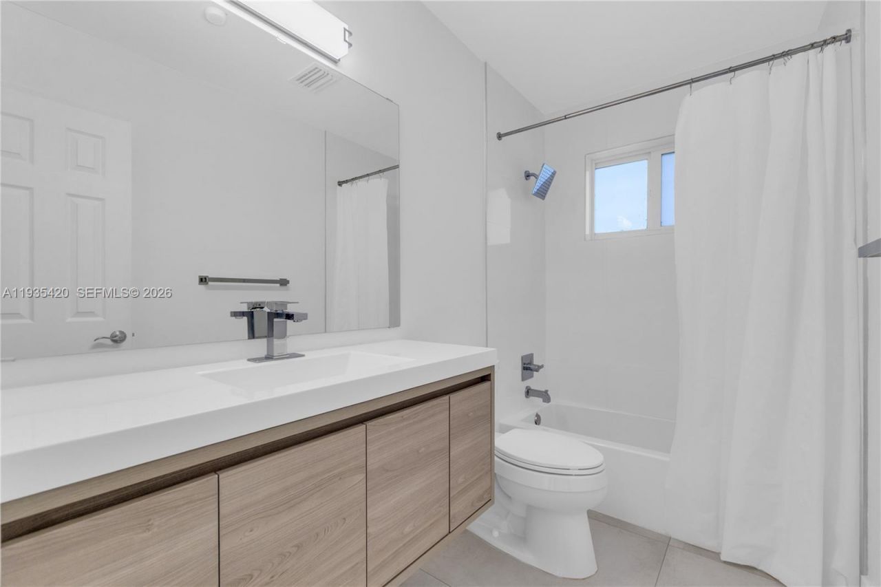 7465 SW 135th St , Pinecrest, FL 33156 Photo