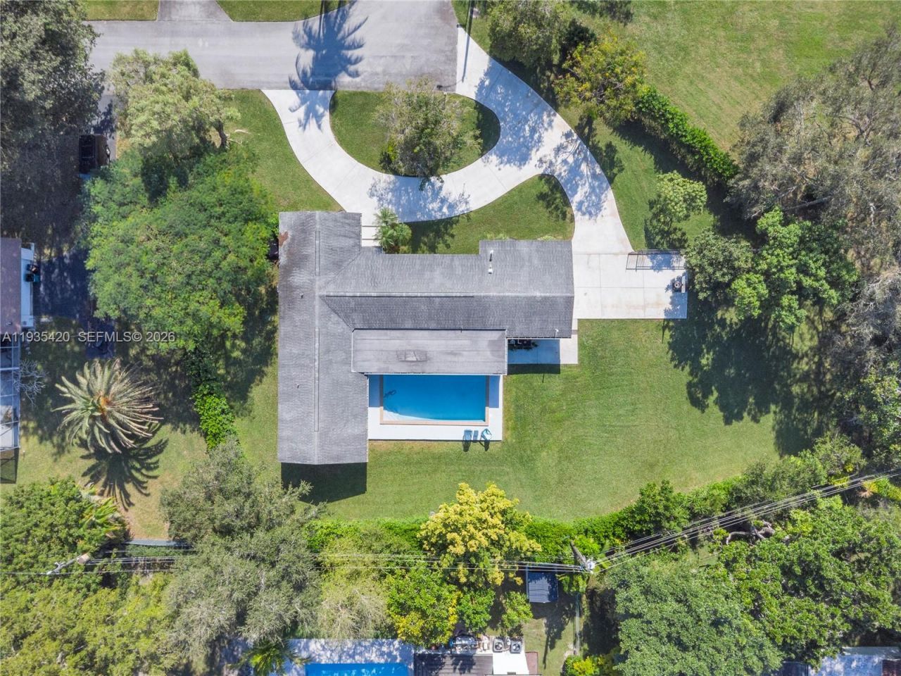 7465 SW 135th St , Pinecrest, FL 33156 Photo