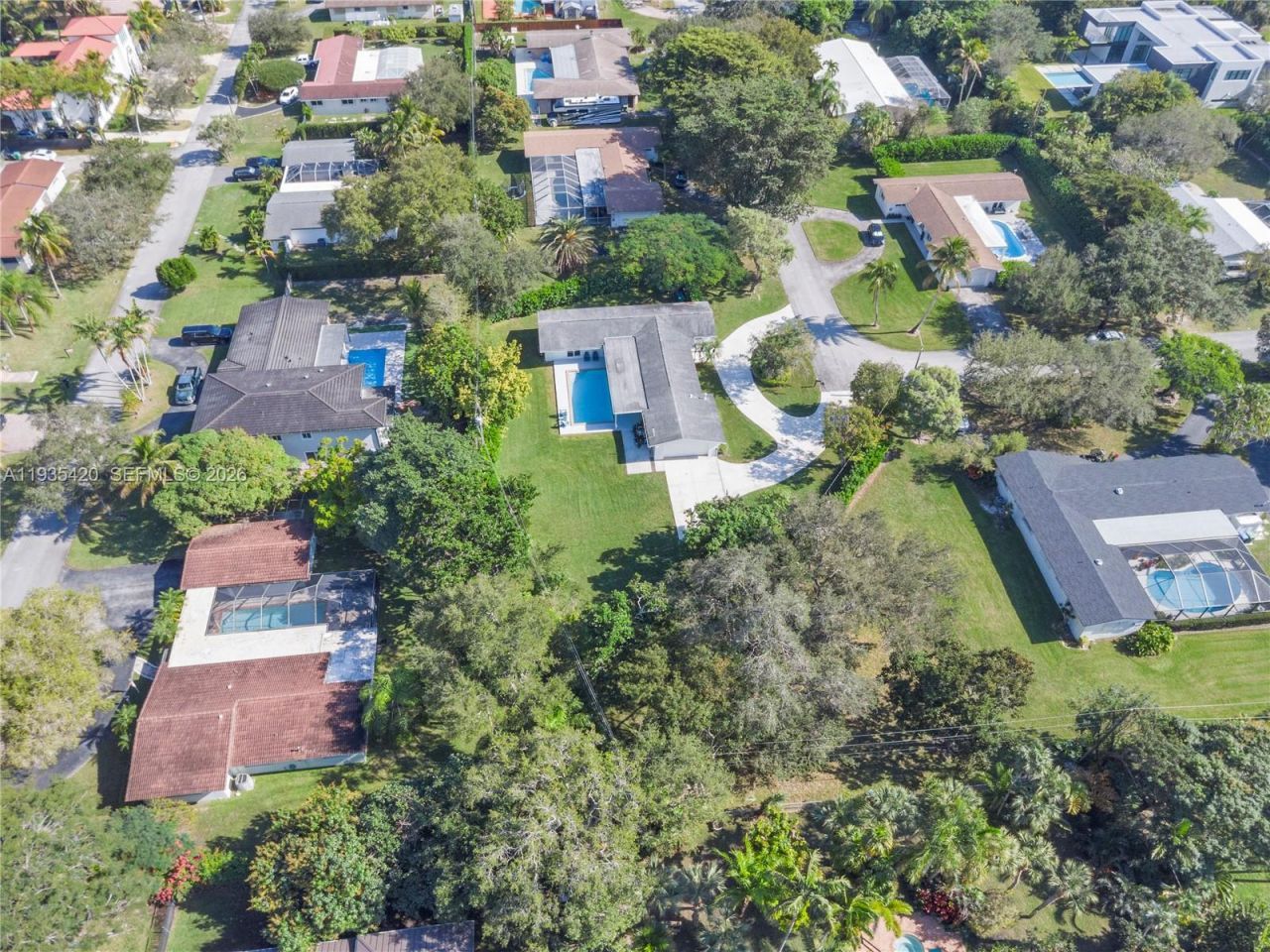 7465 SW 135th St , Pinecrest, FL 33156 Photo